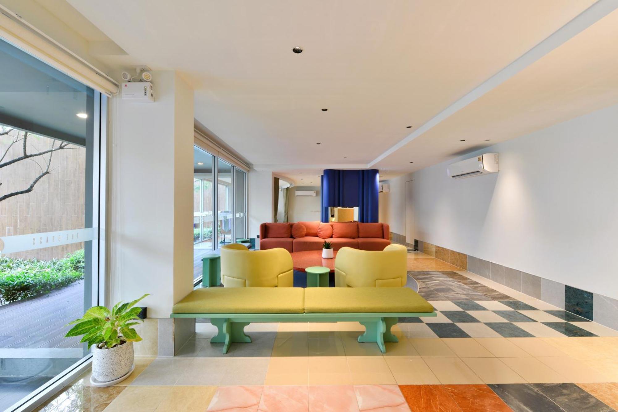 The Grass Serviced Suites Pattaya Exteriör bild